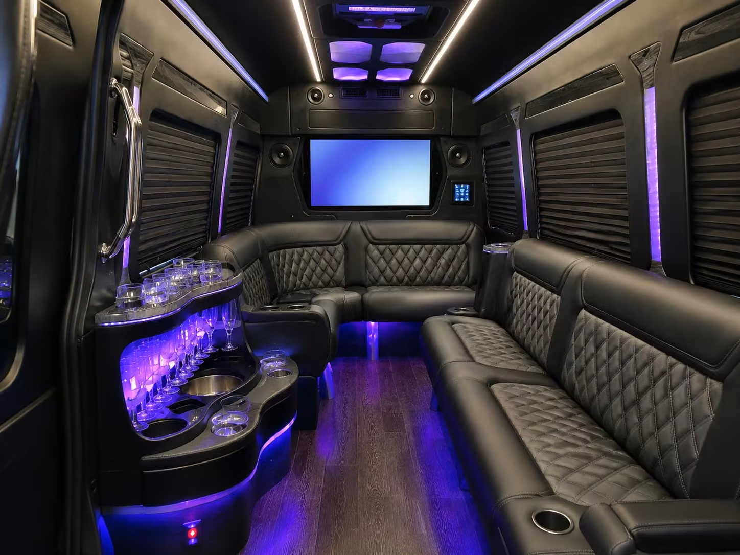 long distance field trip bus rentals from milpitas